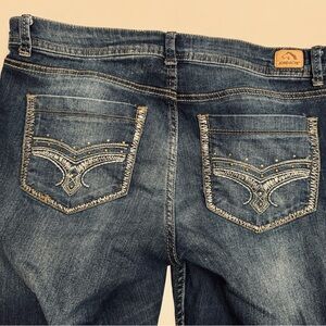 Jordache Women's Size 12 Jeans Blue Boot Cut Denim 34X31. Excellent Condition